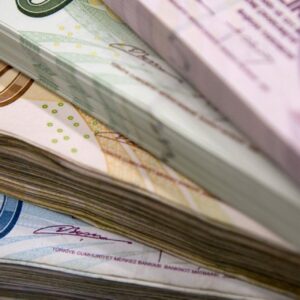 Dolar ezilince yatırımcı mevduata koştu: Aylık kazanç 37 bin lirayı buldu
